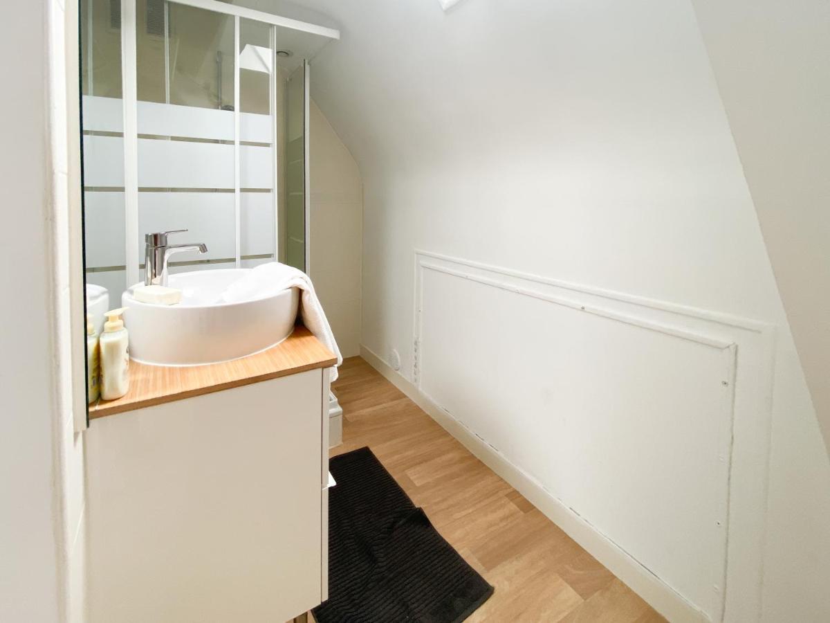 Le Cocon Versaillais Apartment แวร์ซาย ภายนอก รูปภาพ