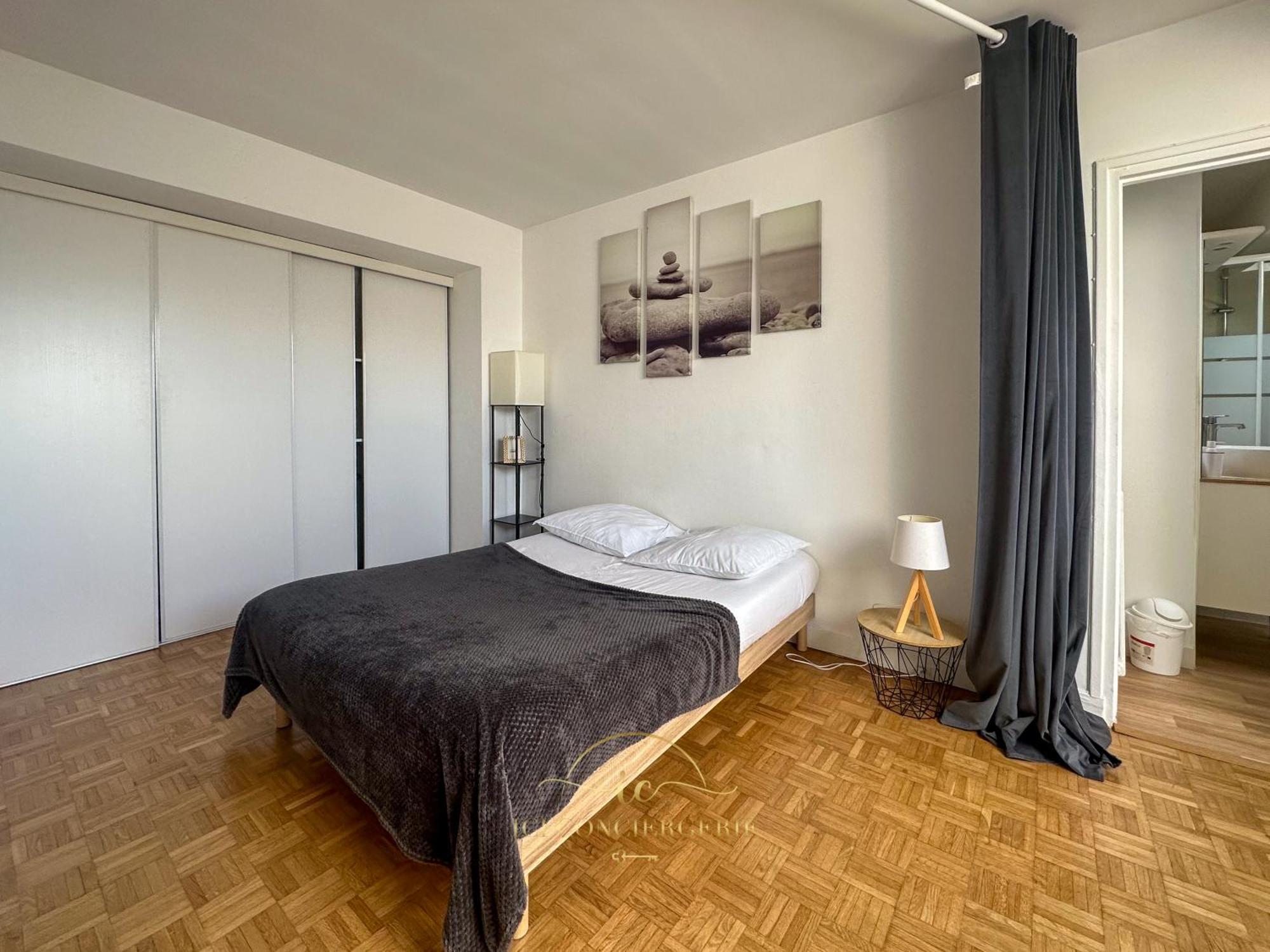 Le Cocon Versaillais Apartment แวร์ซาย ภายนอก รูปภาพ