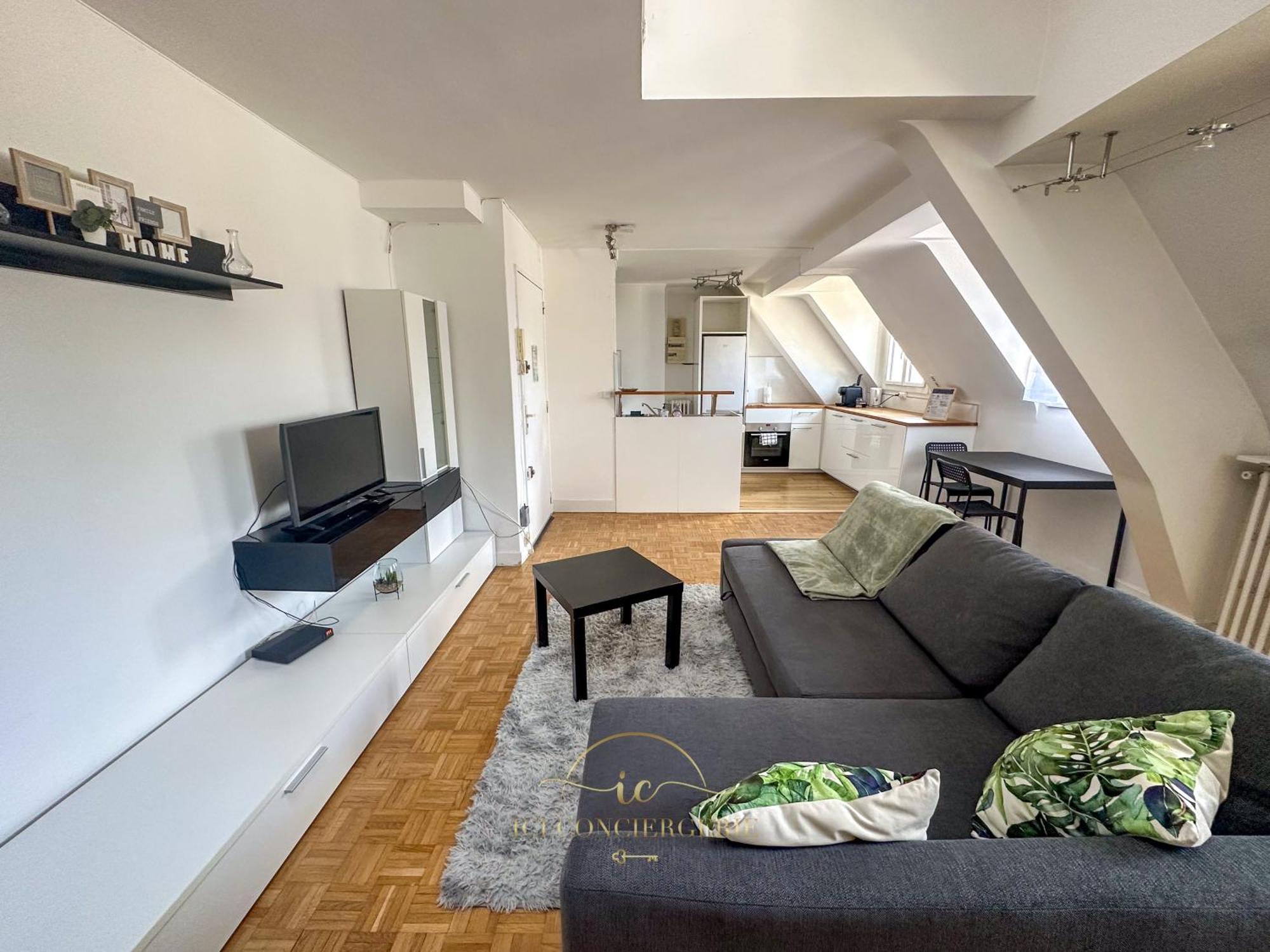 Le Cocon Versaillais Apartment แวร์ซาย ภายนอก รูปภาพ